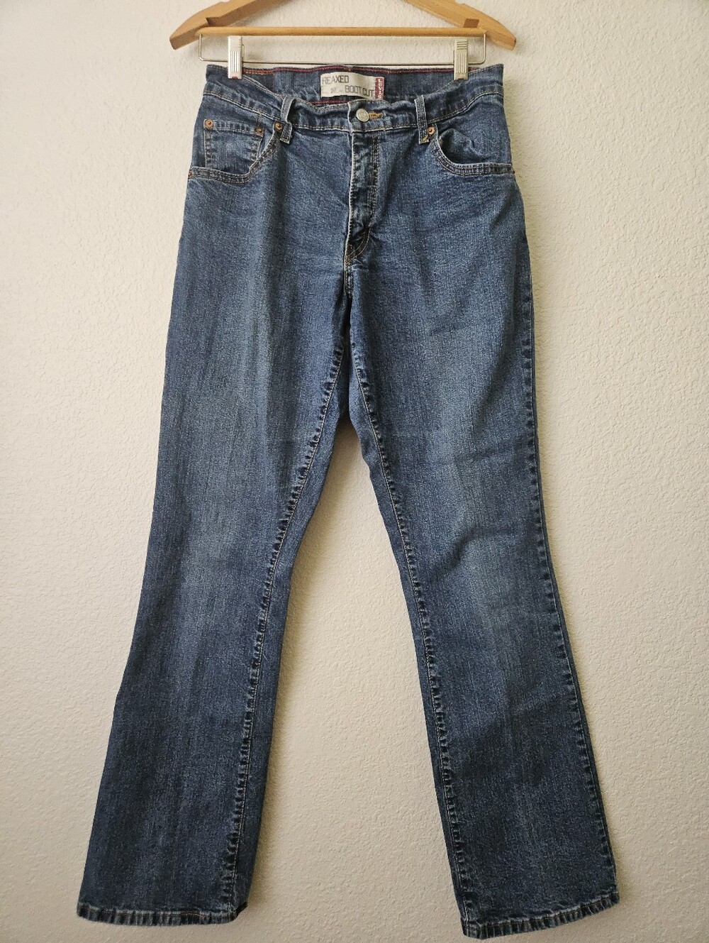 Levis relaxed bootcut 10L, medium dark wash